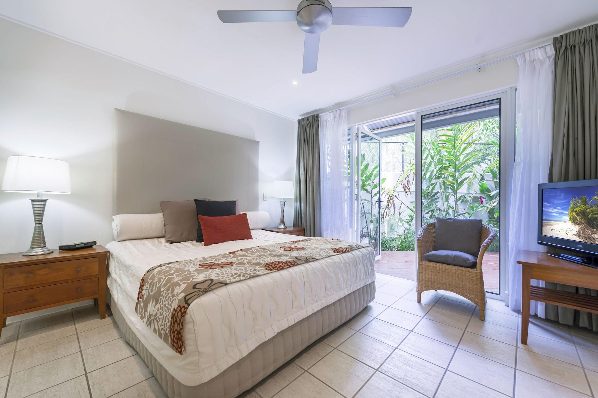 Mandalay Luxury Beachfront Apartments Port Douglas Exterior foto