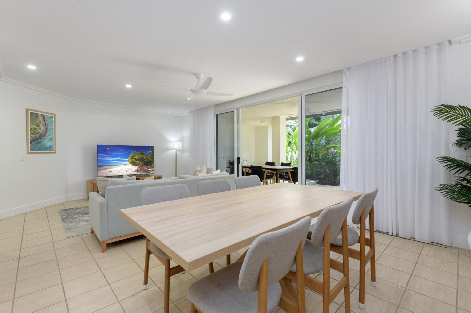 Mandalay Luxury Beachfront Apartments Port Douglas Exterior foto